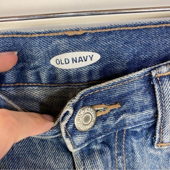 Old Navy Raw Hem Fray Denim Jean shorts - Picture 3 of 4